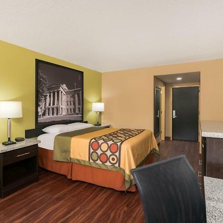 Hotel Super 8 By Wyndham Raleigh North East Zewnętrze zdjęcie