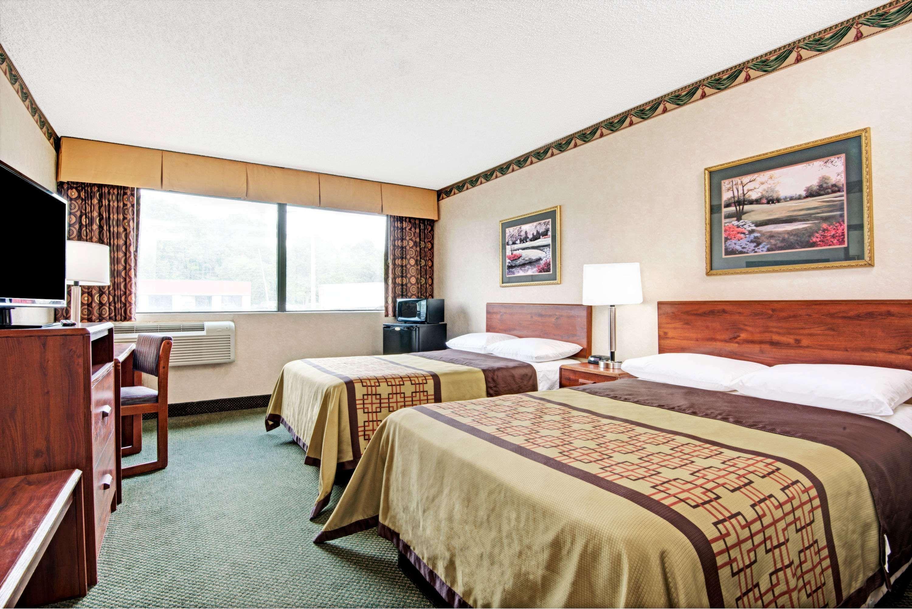 Hotel Super 8 By Wyndham Raleigh North East Zewnętrze zdjęcie