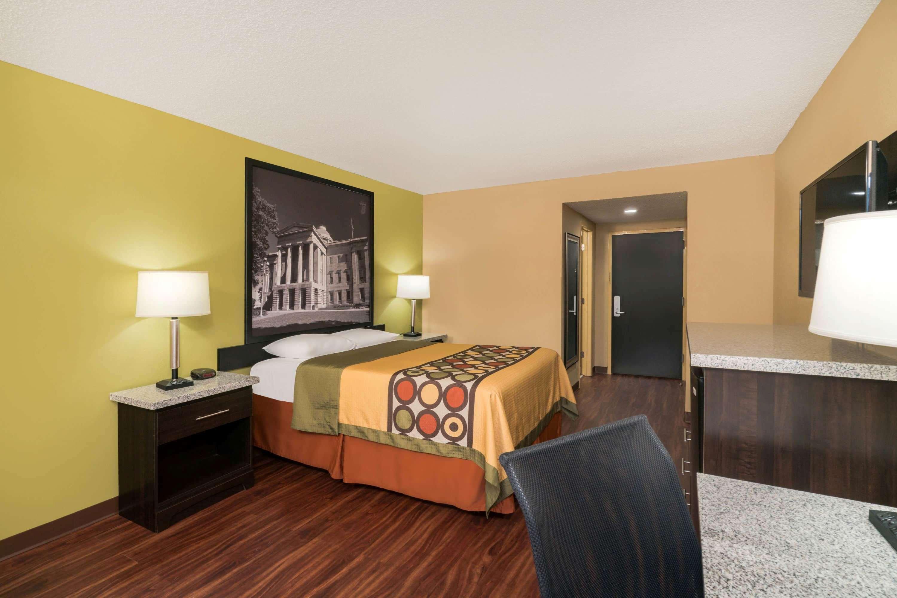 Hotel Super 8 By Wyndham Raleigh North East Zewnętrze zdjęcie